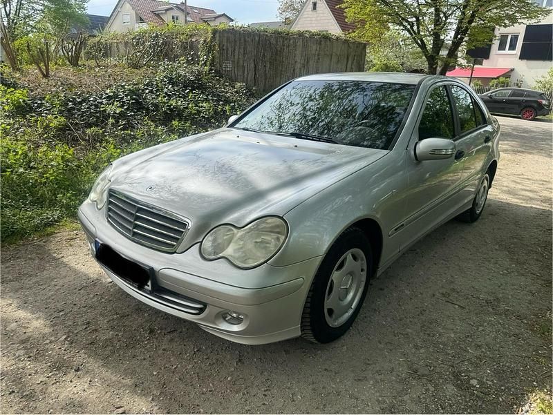 Gebraucht Mercedes C200 2004 Silber Limousine