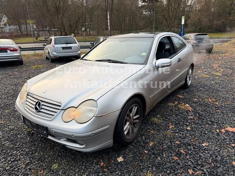 Gebraucht Mercedes C200 163 PS (119 kW) 2003 Silber