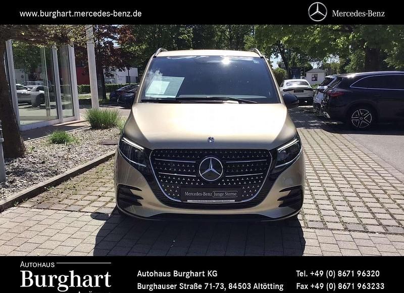 Gebraucht Mercedes V250 Style 190 PS (139 kW) 2024 Kalaharigold Van / Kleinbus