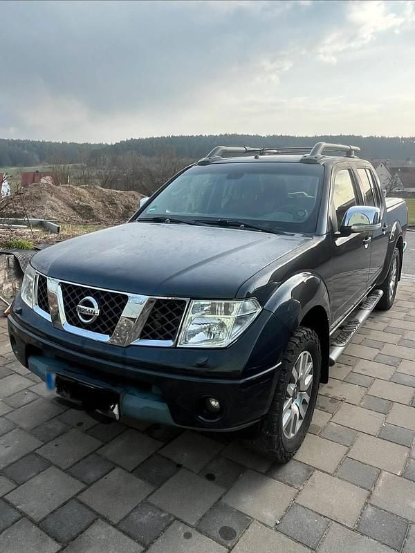 Gebraucht Nissan Navara 171 PS (125 kW) 2007 Grau Pickup