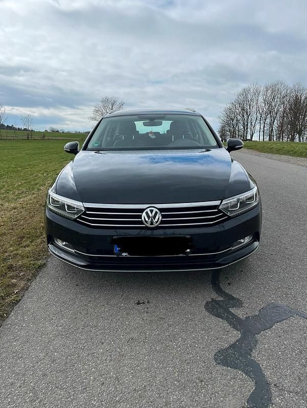 Gebraucht VW Passat Highline 190 PS (139 kW) 2017 Schwarz Kombi
