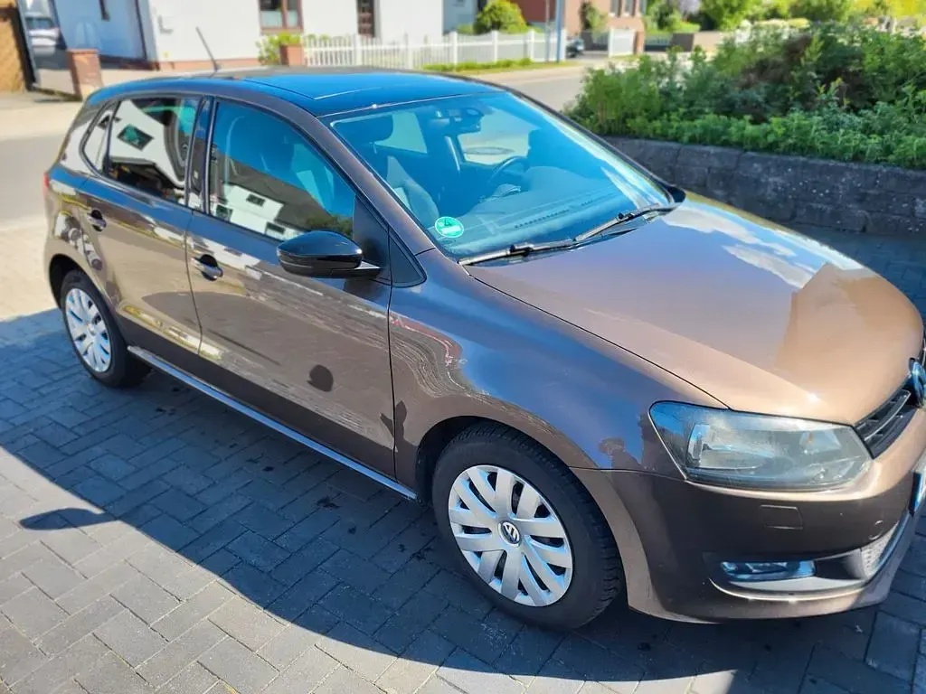 Gebraucht VW Polo Style 60 PS (44 kW) 2011 Braun Kleinwagen