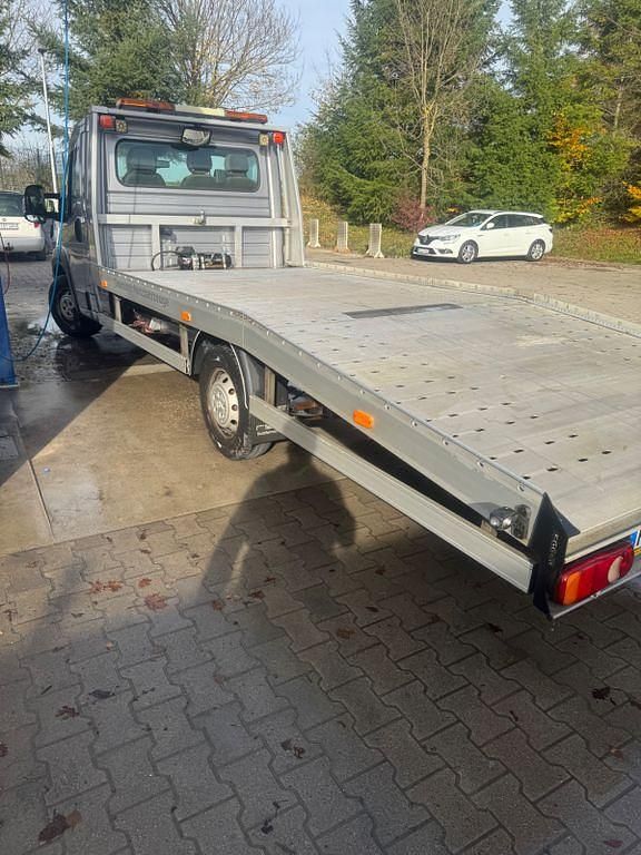 Gebraucht Peugeot Boxer 165 PS (121 kW) 2020 Grau Van