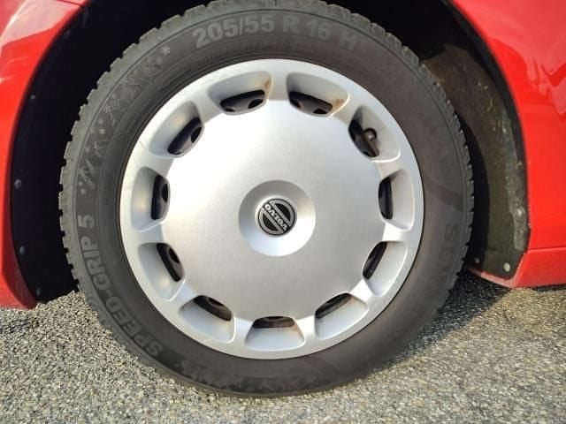 Gebraucht Volvo V40 R-Design 122 PS (89 kW) 2015 Rot Kombi