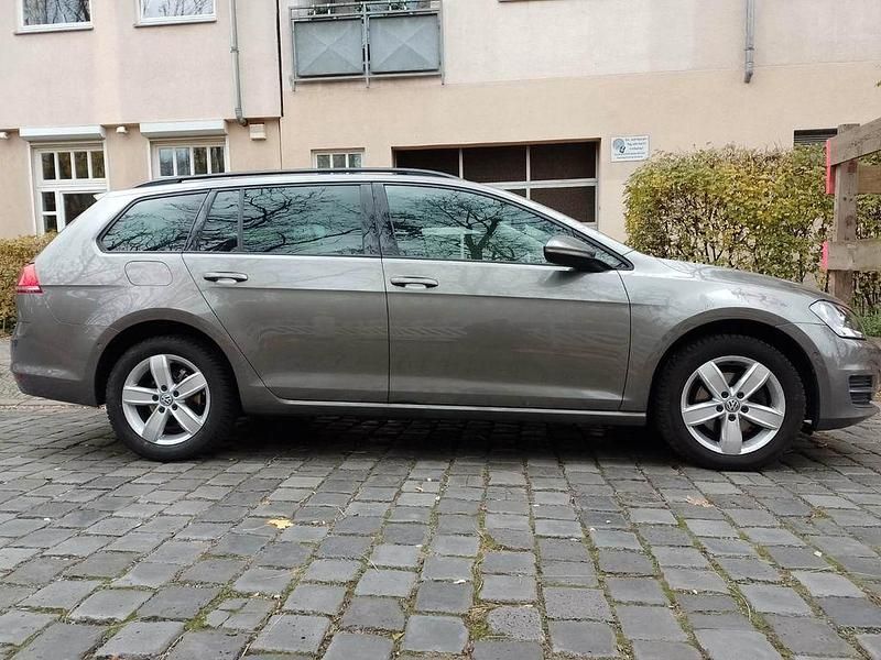 Gebraucht VW Golf VII Allstar 110 PS (80 kW) 2015 Grau Kombi