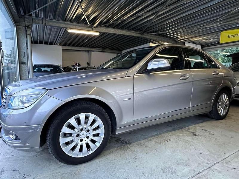 Gebraucht Mercedes C280 231 PS (169 kW) 2007 Cubanitsilber  metallic Limousine