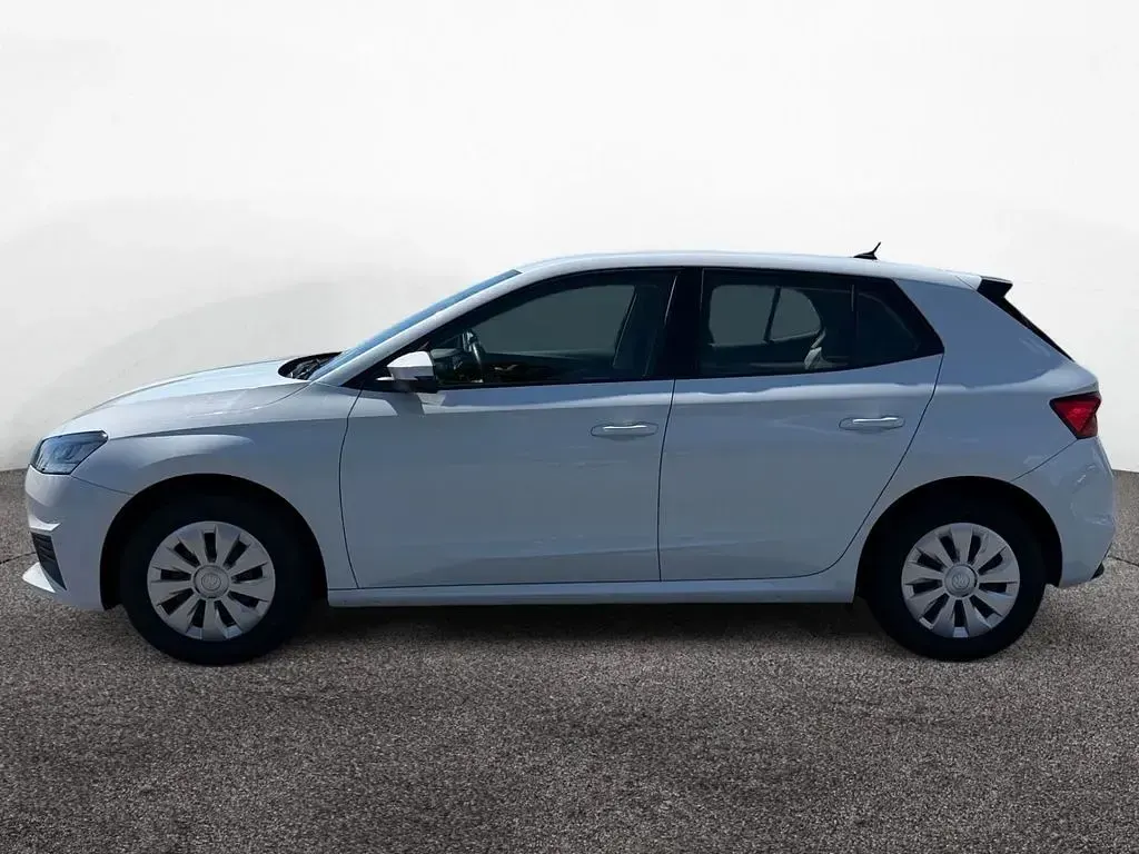 Gebraucht Skoda Fabia Ambition 65 PS (47 kW) 2022 Weiß Kleinwagen