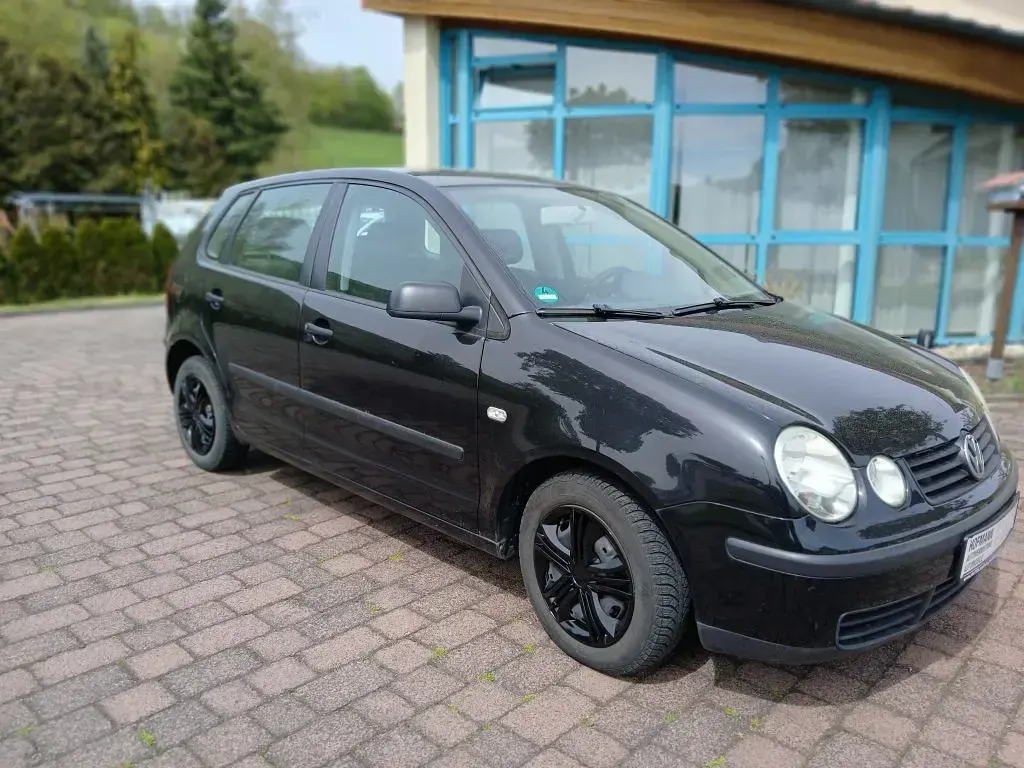 Gebraucht VW Polo 64 PS (47 kW) 2003 Schwarz Kleinwagen