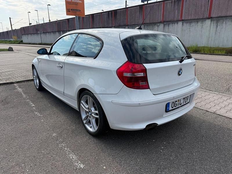 Usata BMW 118 Performance 143 CV (105 kW) 2008 Bianco Utilitaria