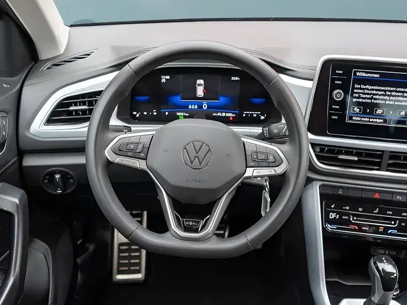 Gebraucht VW T-Roc 150 PS (110 kW) 2025 Grau SUV