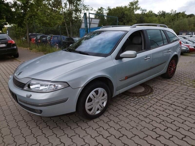 Grau Gebraucht 2002 Renault Laguna II Privilege Kombi | 2.490 € (Etwas zu teuer) - Bild 1/4