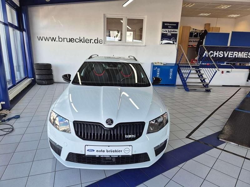 Gebraucht Skoda Octavia RS 184 PS (135 kW) 2017 Laserweiss Kombi