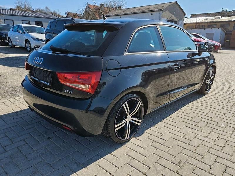 Gebraucht Audi A1 Ambition 122 PS (89 kW) 2011 Schwarz Kleinwagen