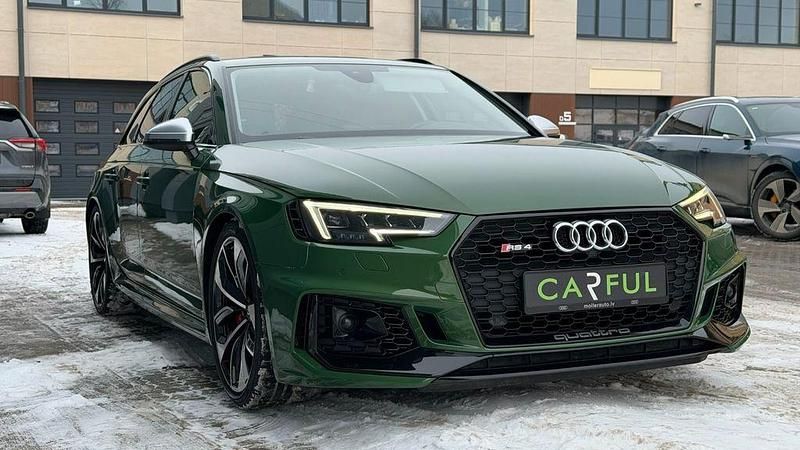 Gebraucht Audi RS4 Black Edition 450 PS (330 kW) 2018 Grün Kombi