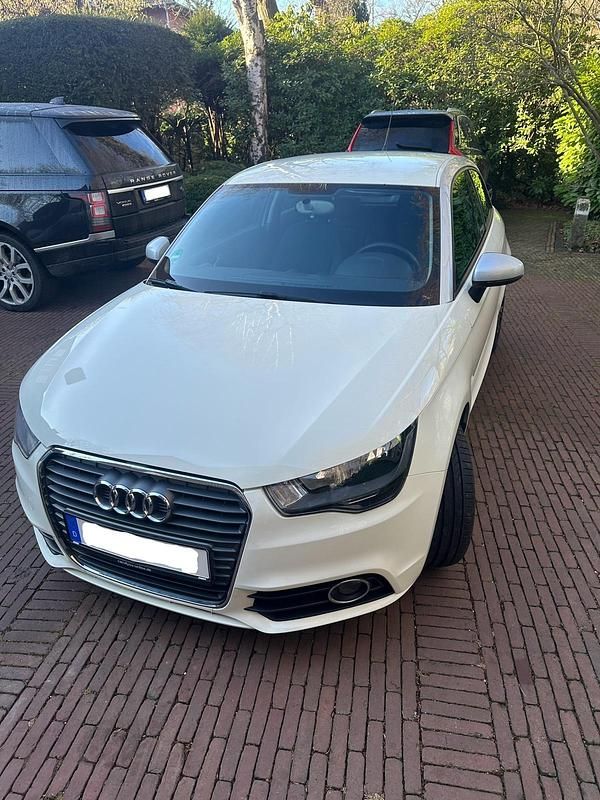 Gebraucht Audi A1 86 PS (63 kW) 2010 Weiß Kleinwagen