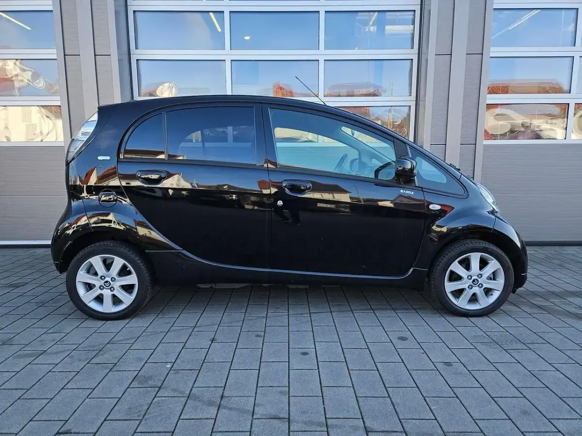 Gebraucht Citroën C-zero Tendance 50 kW (68 PS) 2020 Perlaneraschwarz Kleinwagen