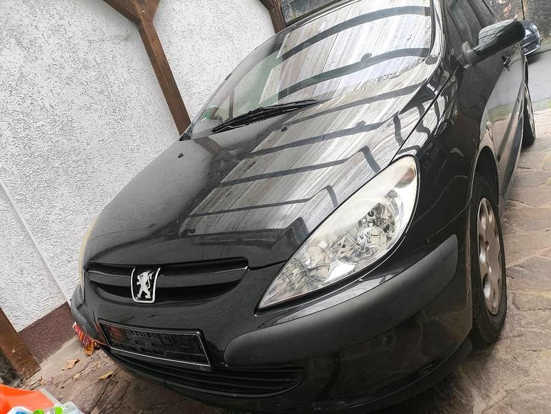 Braun Gebraucht 2003 Peugeot 307 Kombi | 850 € (Guter Preis) - Bild 1/4