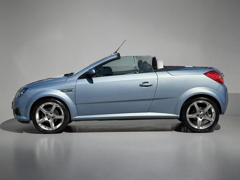 Gebraucht Opel Tigra Cosmo 90 PS (66 kW) 2004 Cabrio