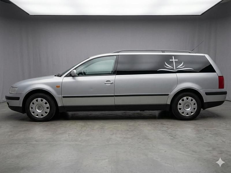 Gebraucht VW Passat 100 PS (73 kW) 2009 Silber Limousine
