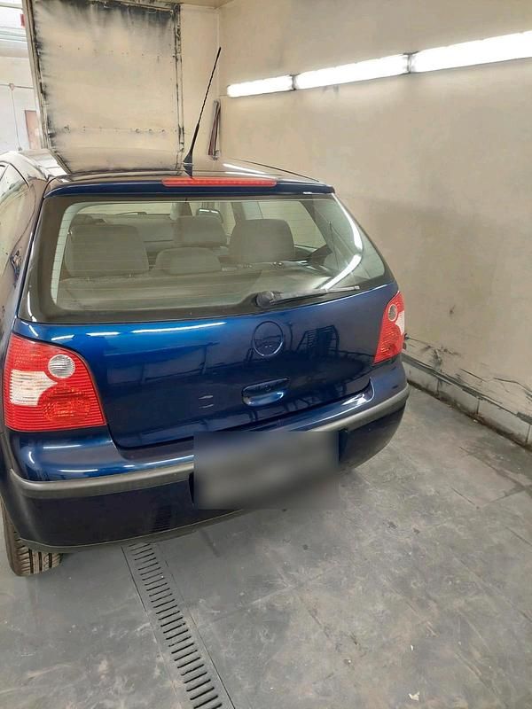 Gebraucht VW Polo 54 PS (39 kW) 2005 Blau Kleinwagen