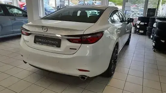 Gebraucht Mazda 6 20th Anniversary 194 PS (142 kW) 2023 Weiß Limousine
