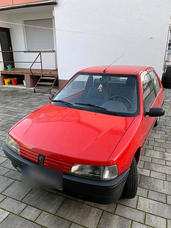 Gebraucht Peugeot 106 60 PS (44 kW) 1993 Rot Kleinwagen