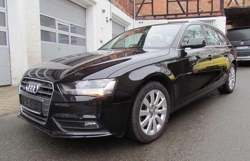 Gebraucht Audi A4 Ambiente 224 PS (164 kW) 2013 Schwarz Kombi