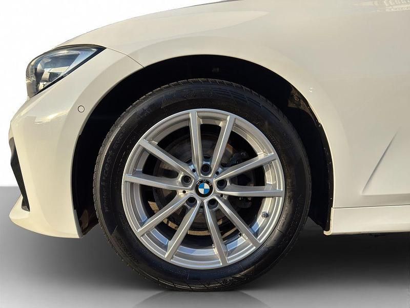 Gebraucht BMW 320 M Sport 190 PS (139 kW) 2022 Weiß Kombi