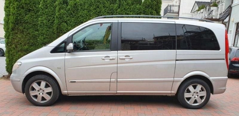 Silber Gebraucht 2008 Mercedes Viano Van / Kleinbus | 12.000 € (Fairer Preis) - Bild 1/4