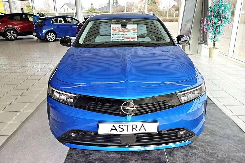 Gebraucht Opel Astra 131 PS (96 kW) 2023 Kobaltblau Kombi