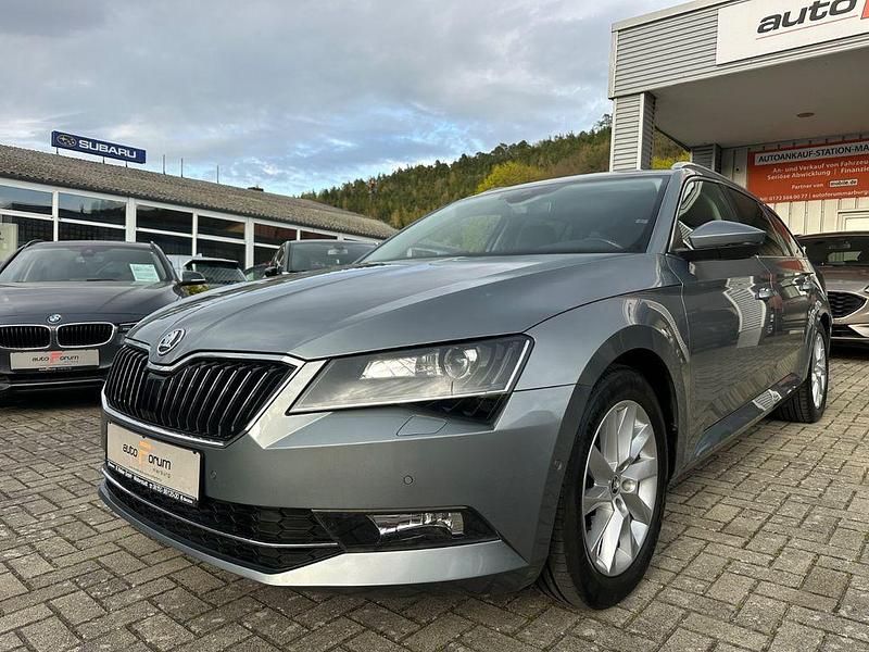 Gebraucht Skoda Superb Style 150 PS (110 kW) 2015 Grau Kombi