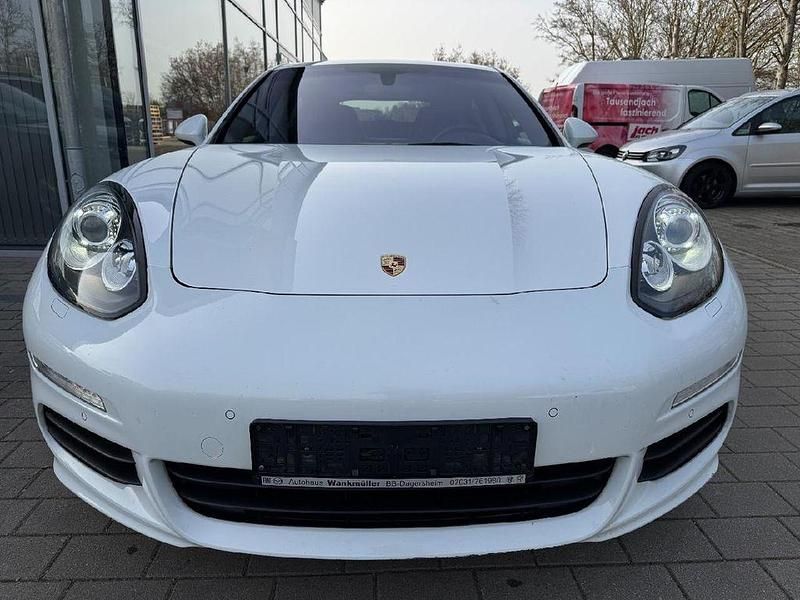Gebraucht Porsche Panamera 250 PS (183 kW) 2014 Weiß Kleinwagen