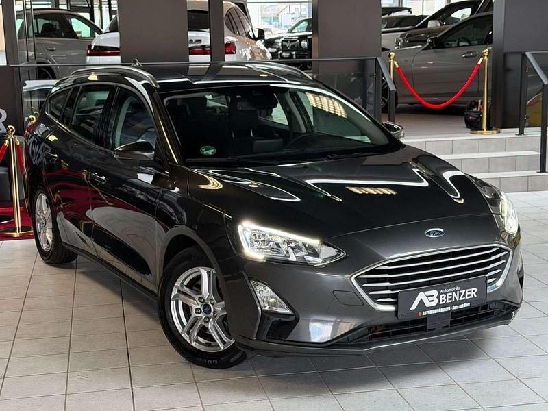 Gebraucht Ford Focus Cool & Connect 120 PS (88 kW) 2021 Grau Kombi
