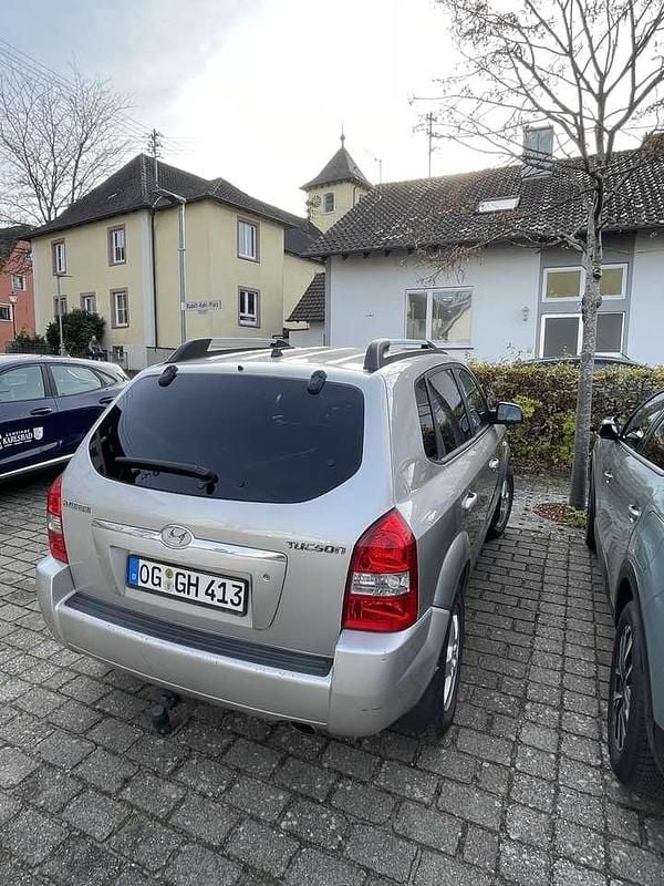 Gebraucht Hyundai Tucson GLS 141 PS (103 kW) 2008 Silber SUV