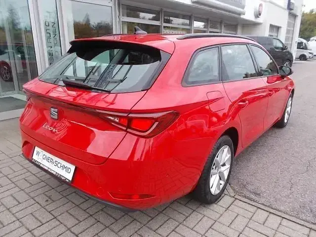 Gebraucht Seat Leon Style 110 PS (80 kW) 2022 Pure rot Kombi