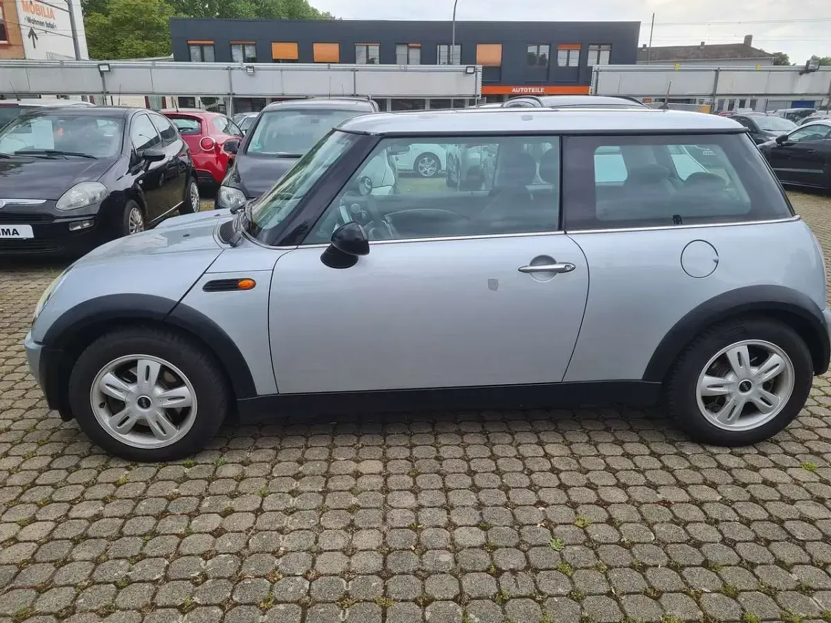 Brugt Mini ONE 90 HK (66 kW) 2002 Grå Hatchback