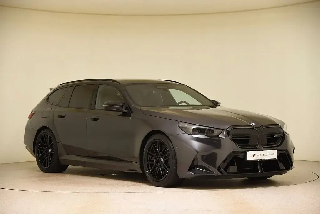 Gebraucht BMW M5 Performance 727 PS (534 kW) 2025 Sophistograu metallic Kombi
