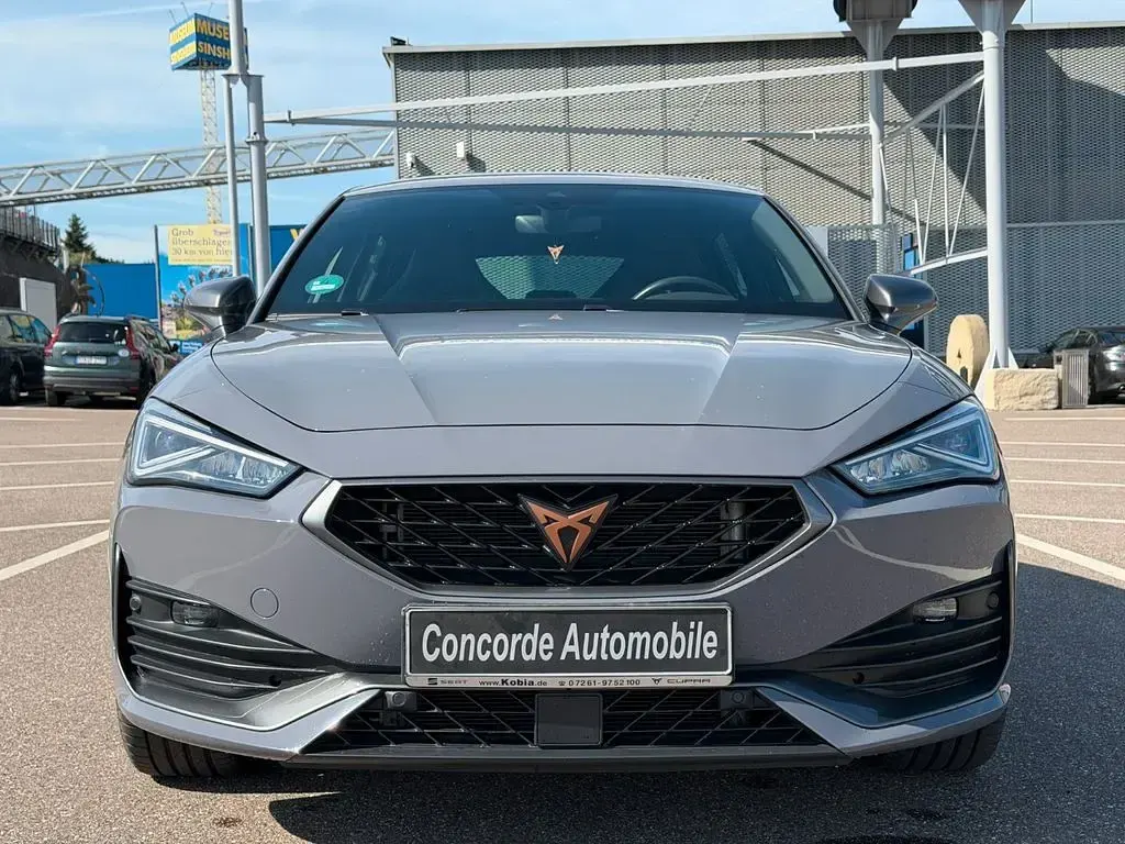Gebraucht Cupra Leon Basis 150 PS (110 kW) 2021 Grau Limousine