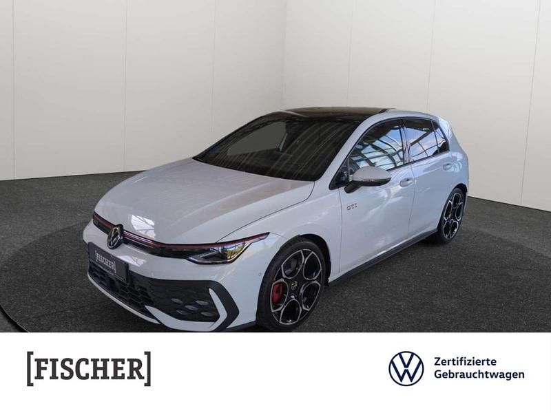 Gebraucht VW Golf VIII 265 PS (194 kW) 2024 Pure white Limousine