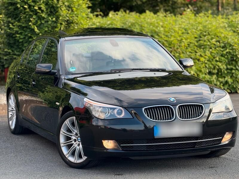 Schwarz Gebraucht 2009 BMW 530 Limousine | 6.500 € (Superpreis) - Bild 1/4