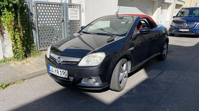 Schwarz Gebraucht 2009 Opel Tigra Edition Cabrio | 1.950 € (Superpreis) - Bild 1/1