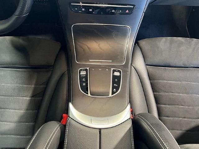 Gebraucht Mercedes GLC300e 320 PS (235 kW) 2021