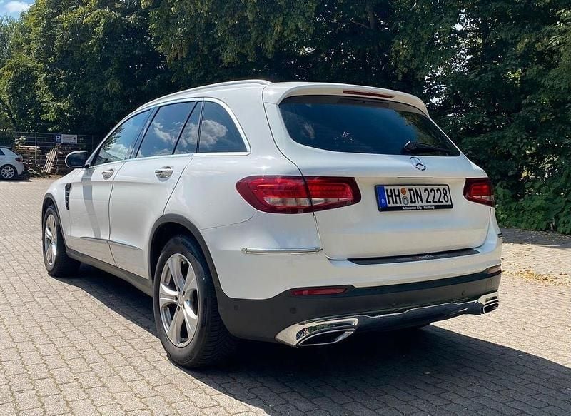 Gebraucht Mercedes GLC220 170 PS (125 kW) 2016 Weiß SUV