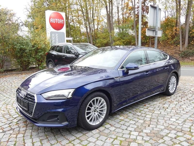 Navarrablau metallic Gebraucht 2021 Audi A5 Coupé | 26.999 € (Guter Preis) - Bild 1/4