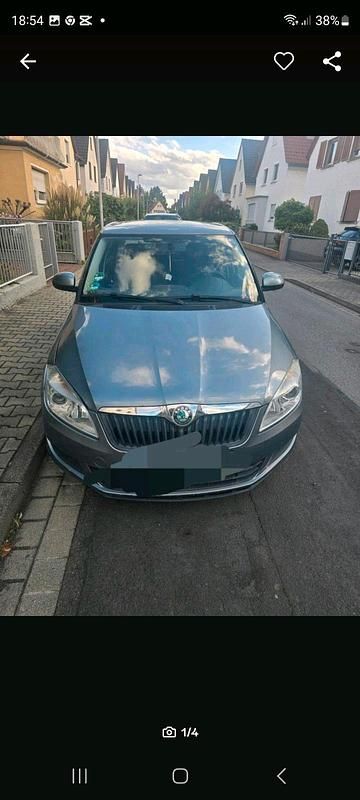 Grau Gebraucht 2012 Skoda Fabia Kombi | 1.900 € (Superpreis) - Bild 1/4