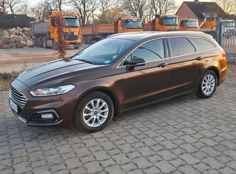 Weiß Gebraucht 2019 Ford Mondeo Kombi | 15.599 € (Guter Preis) - Bild 1/4