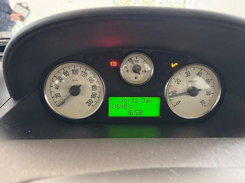 Gebraucht Lancia Ypsilon 60 PS (44 kW) 2006 Silber Kleinwagen