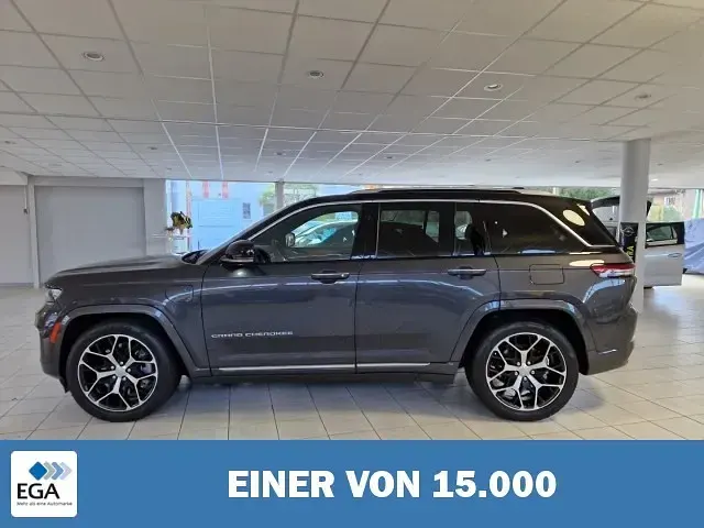 Gebraucht Jeep Grand Cherokee Summit 379 PS (278 kW) 2024 Grau metallic SUV