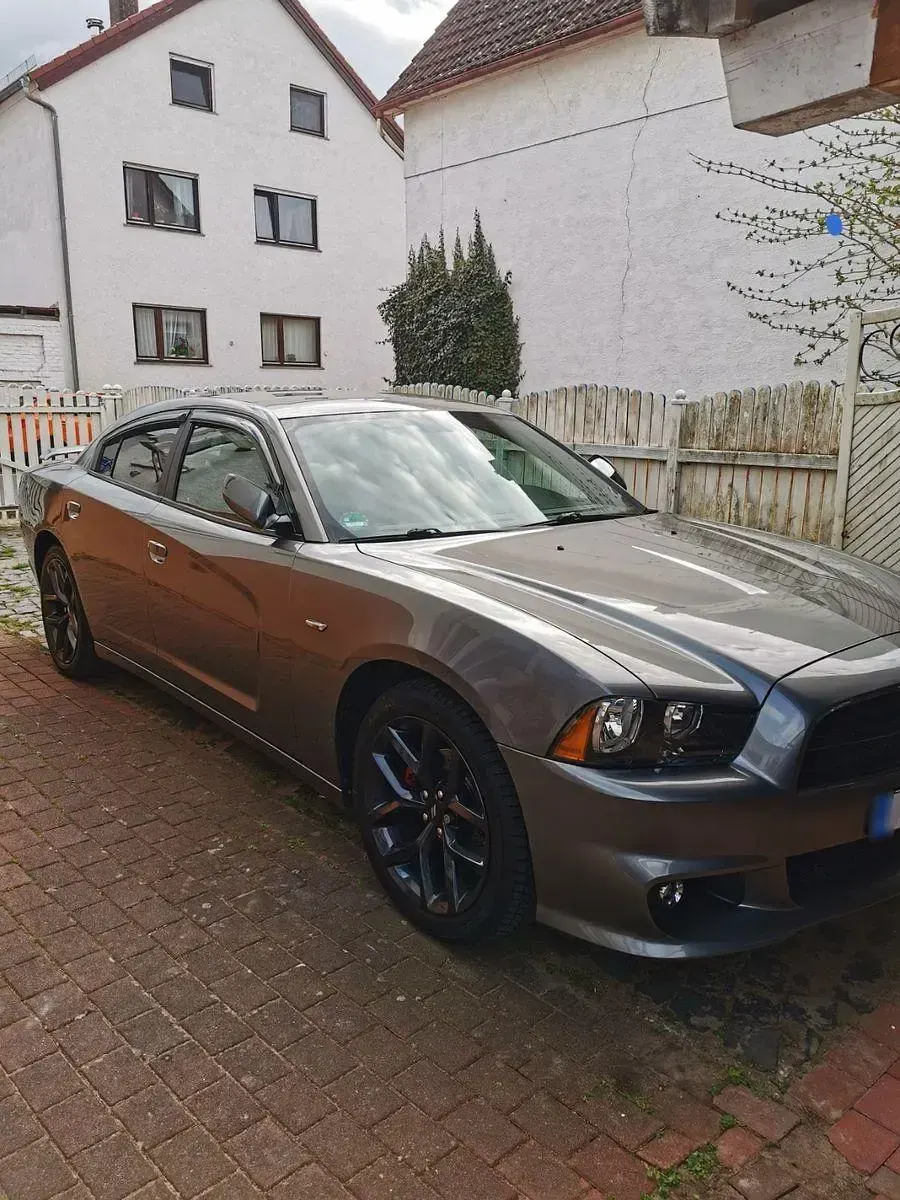 Gebraucht Dodge Charger 309 PS (227 kW) 2012 Grau Limousine