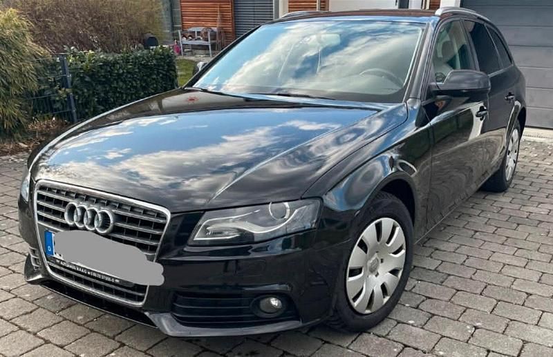 Second-hand Audi A4 Attraction 143 CP (105 kW) 2011 Negru Break